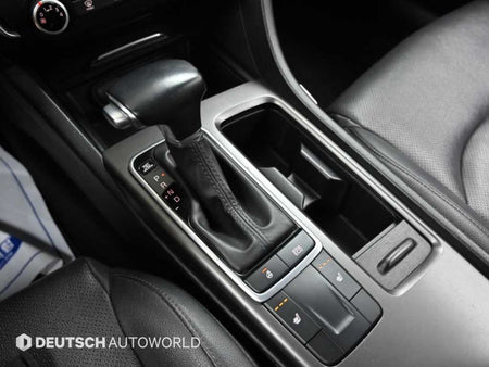 Kia K5 — photo 09