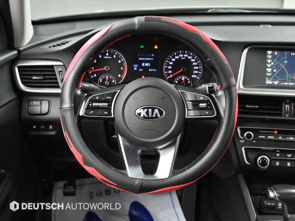 Kia K5 — photo 13