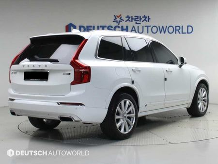 Volvo XC90 — photo 02