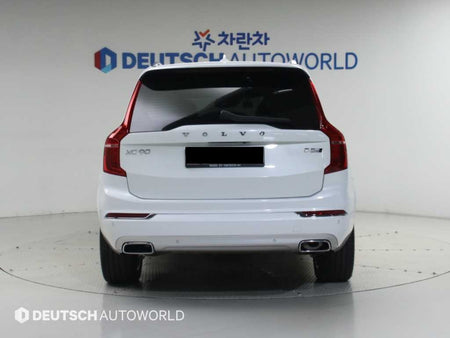 Volvo XC90 — photo 04