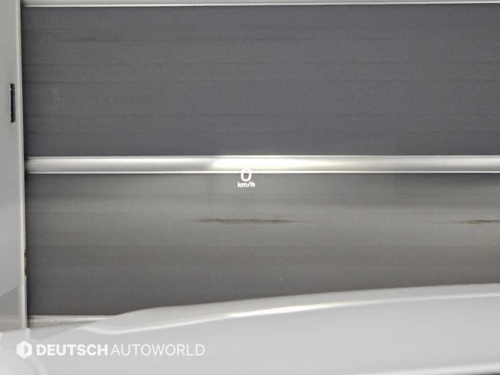 Volvo XC90 — photo 17