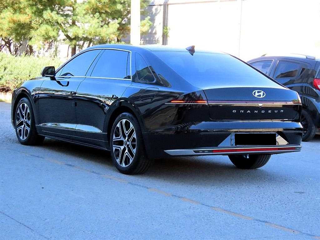 Hyundai Grandeur — photo 03