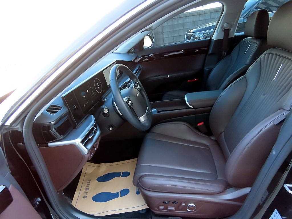 Hyundai Grandeur — photo 05