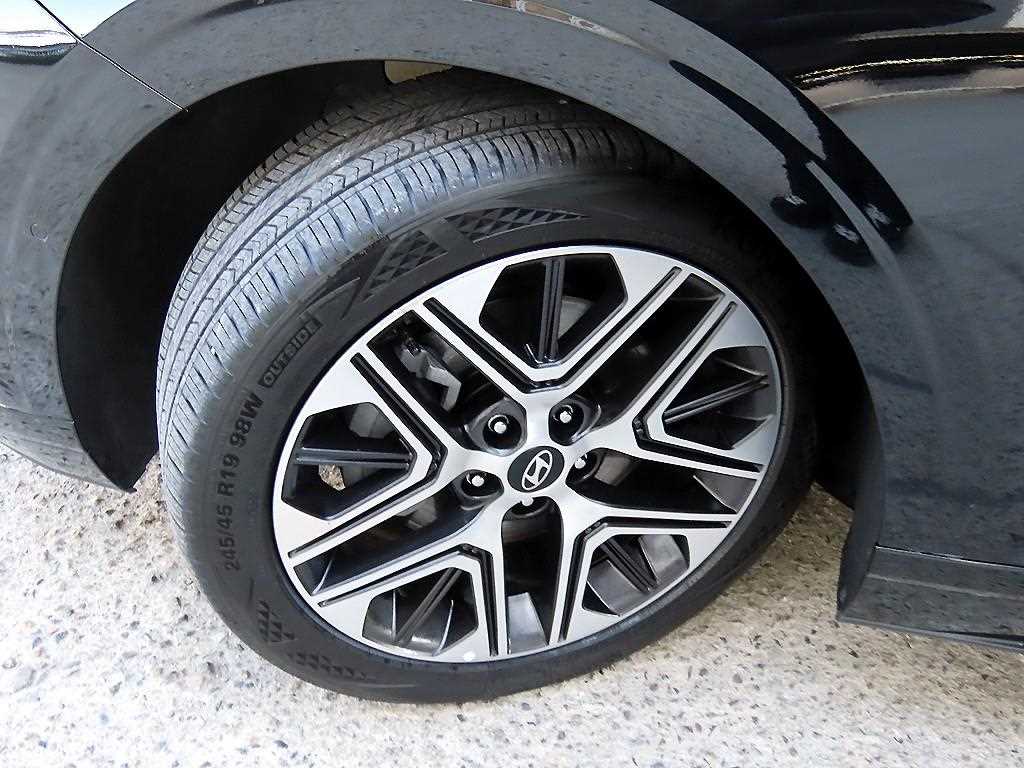 Hyundai Grandeur — photo 20