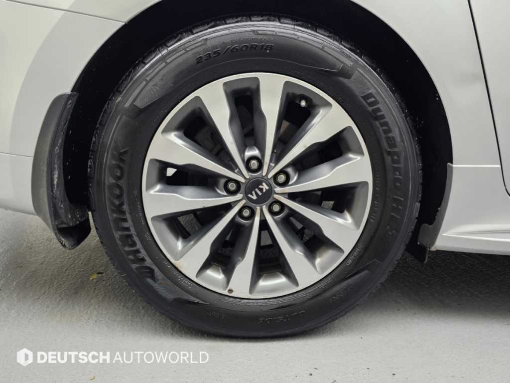 Kia Carnival — photo 05