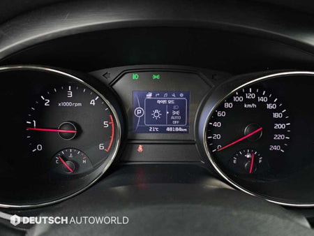 Kia Carnival — photo 08