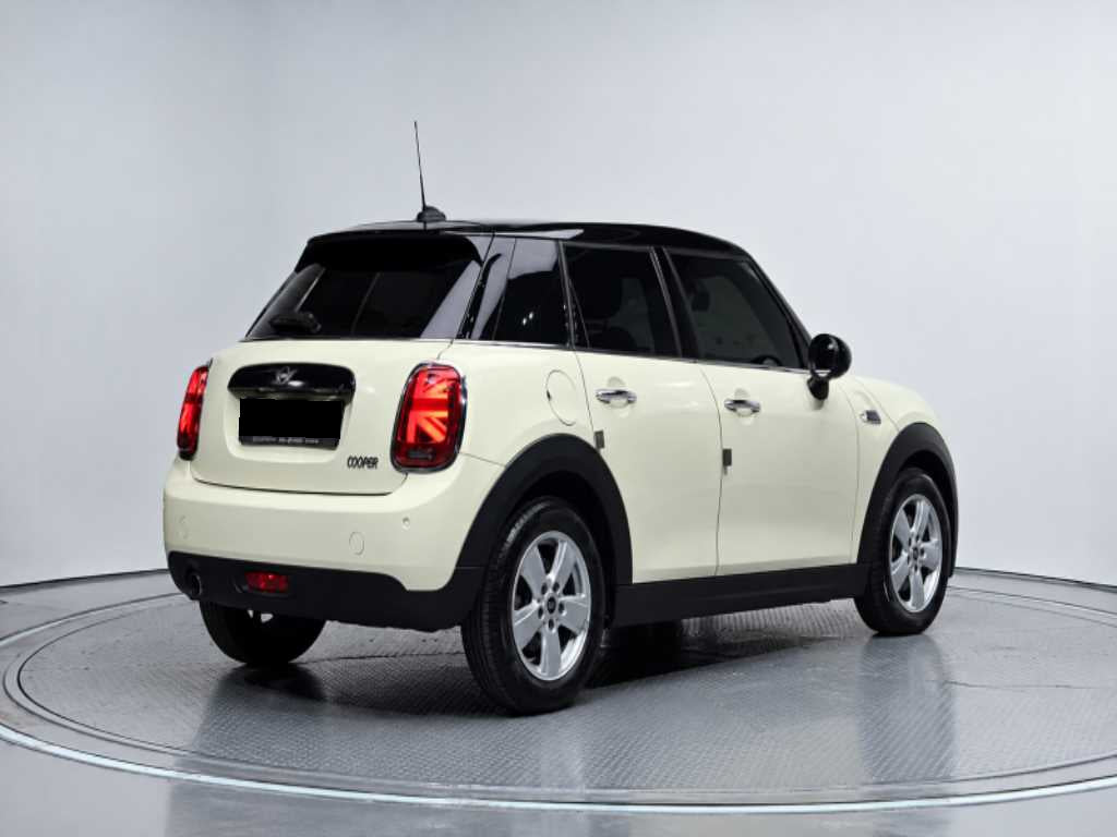 Mini Cooper — photo 03
