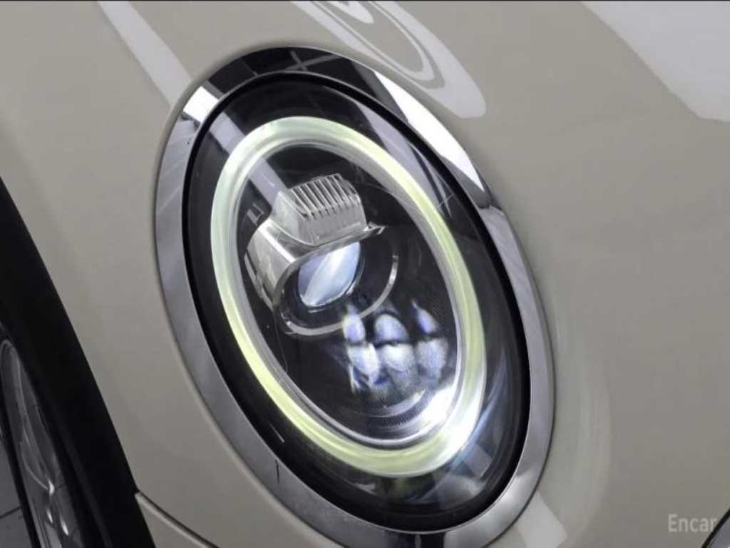 Mini Cooper — photo 19