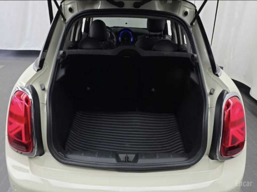 Mini Cooper — photo 20