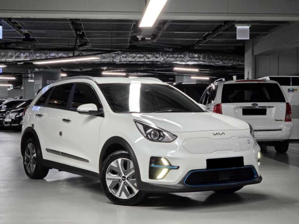 Kia Niro — photo 03