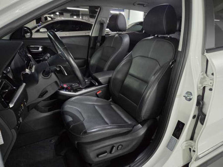 Kia Niro — photo 09