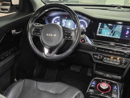 Kia Niro — photo 13