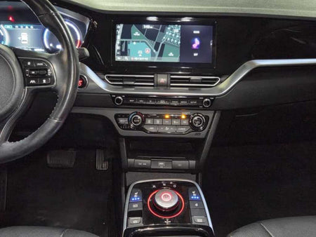 Kia Niro — photo 15