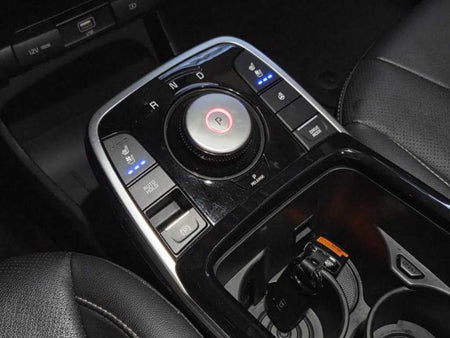 Kia Niro — photo 17