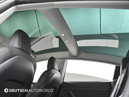 Tesla Model 3 — photo 18