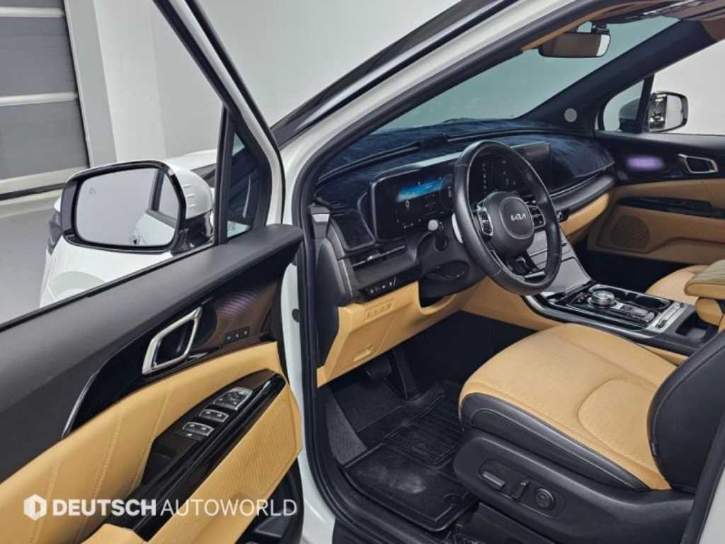 Kia Carnival — photo 11
