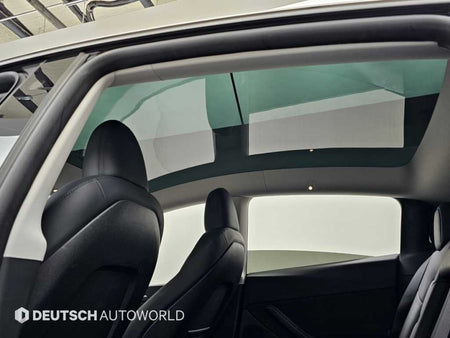 Tesla Model Y — photo 18