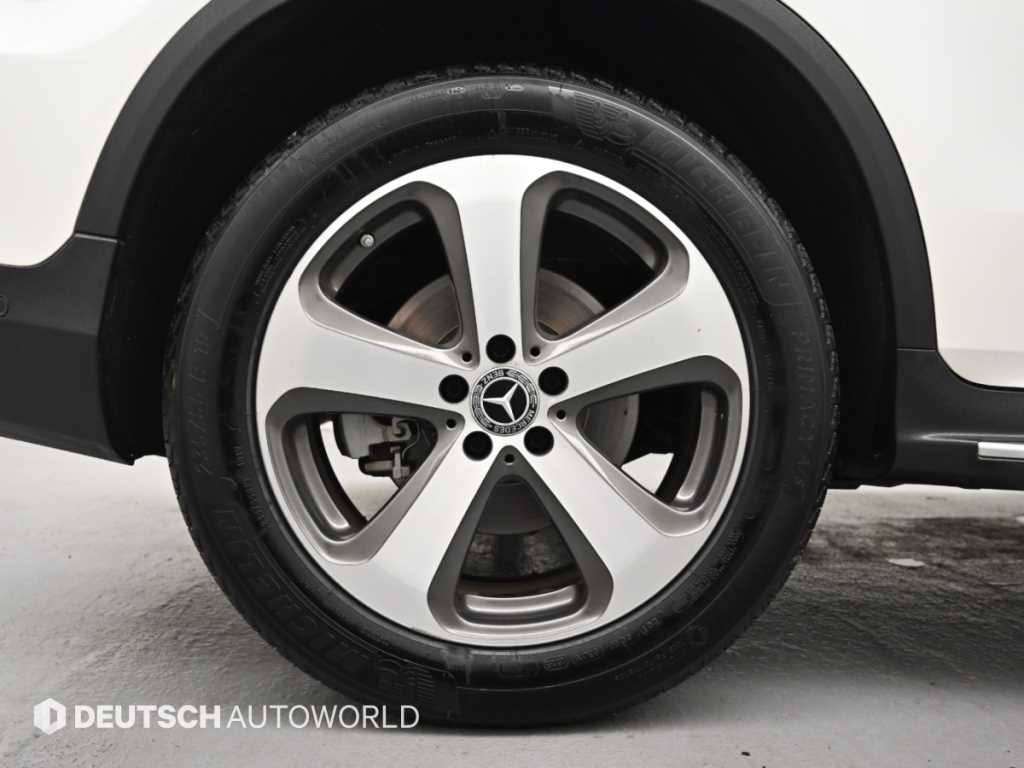 Mercedes-Benz GLC-Class — photo 05