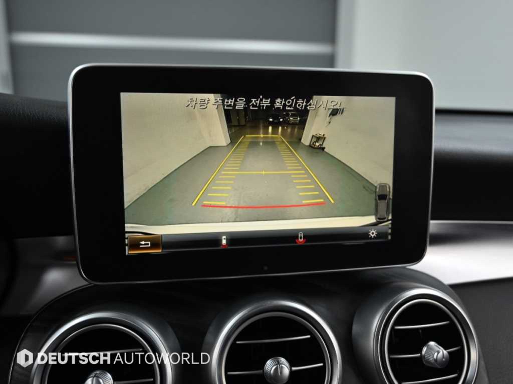 Mercedes-Benz GLC-Class — photo 15