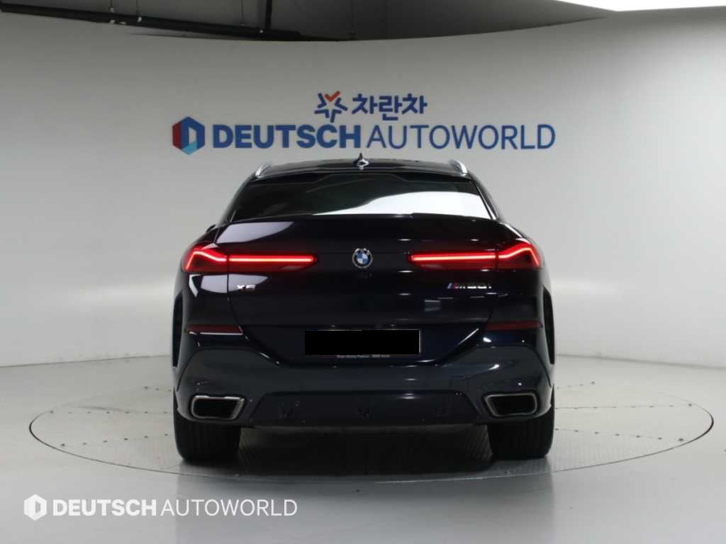 BMW X6 — photo 04