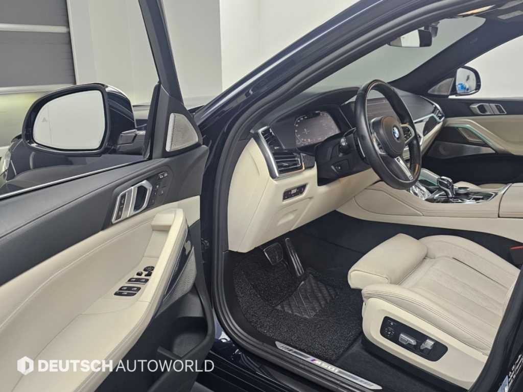 BMW X6 — photo 11