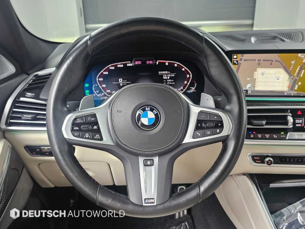 BMW X6 — photo 13