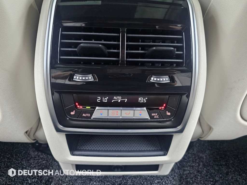 BMW X6 — photo 16