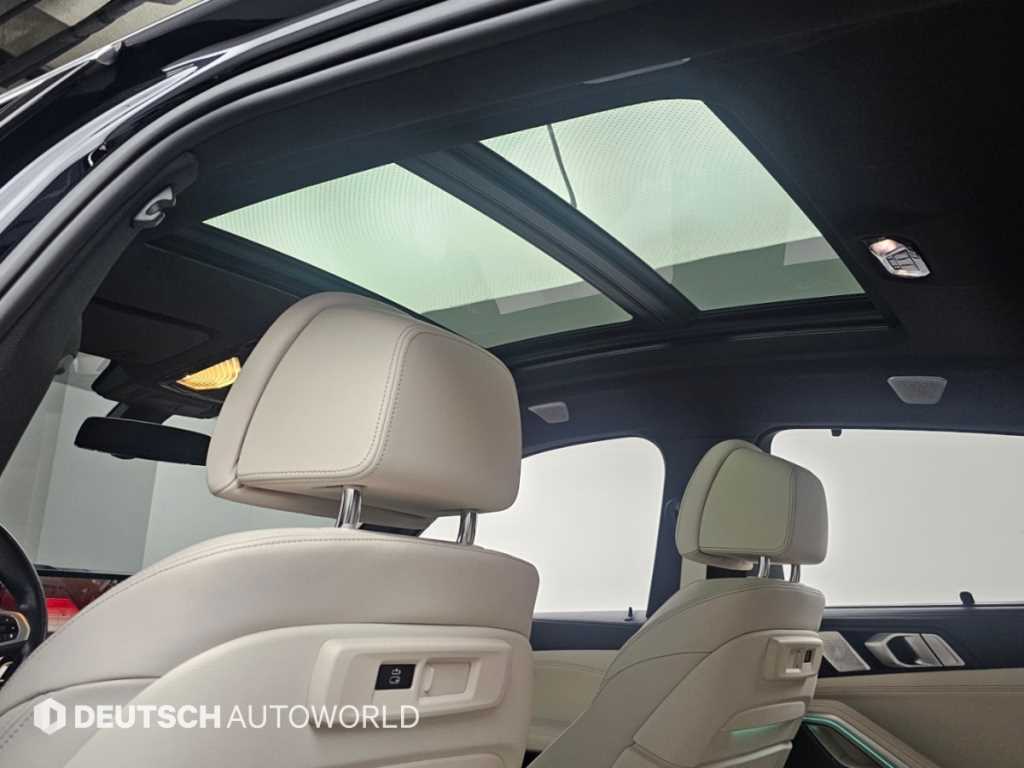 BMW X6 — photo 18