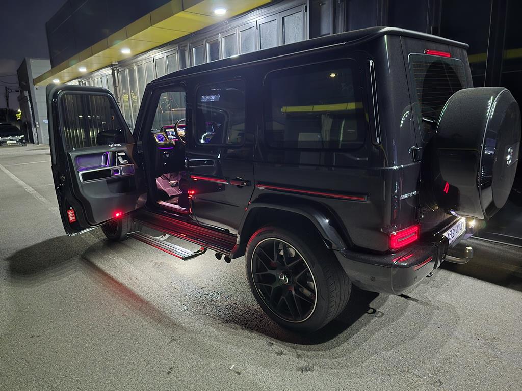 Mercedes-Benz G-Class — photo 02