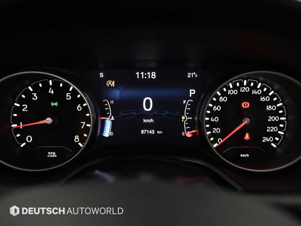 Jeep Compass — photo 08