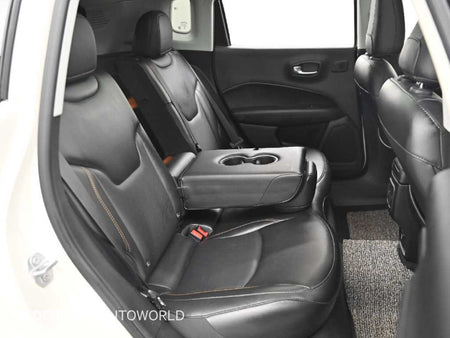 Jeep Compass — photo 12