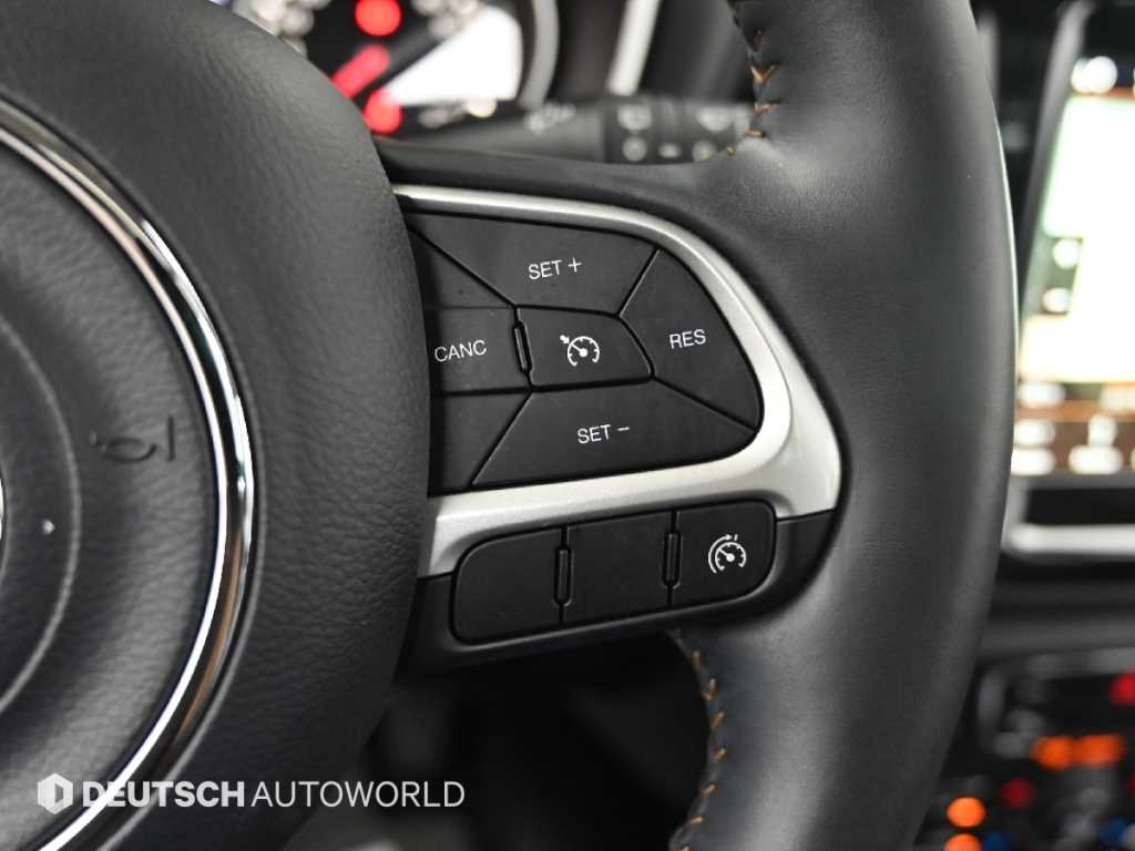 Jeep Compass — photo 16