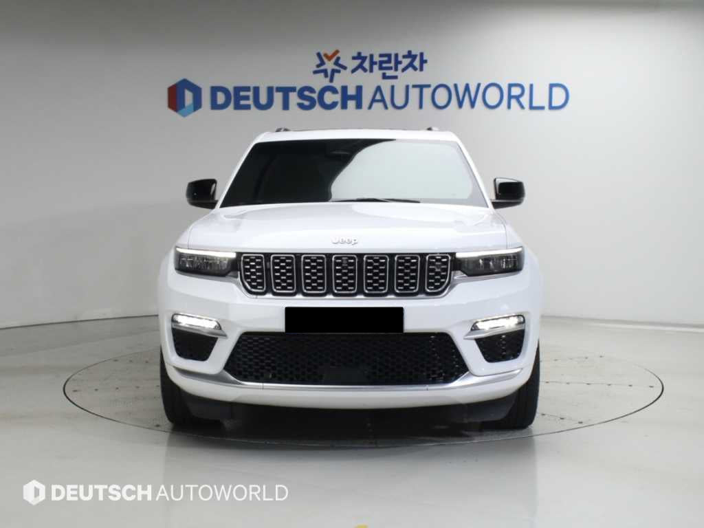 Jeep Cherokee — photo 03