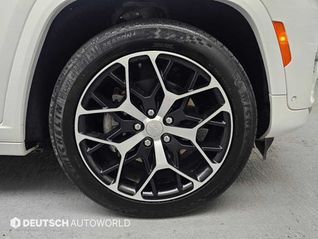 Jeep Cherokee — photo 05