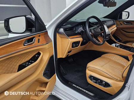 Jeep Cherokee — photo 11