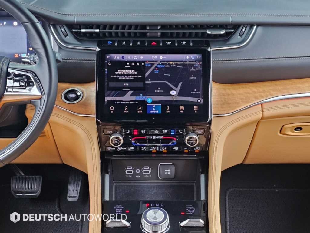 Jeep Cherokee — photo 14