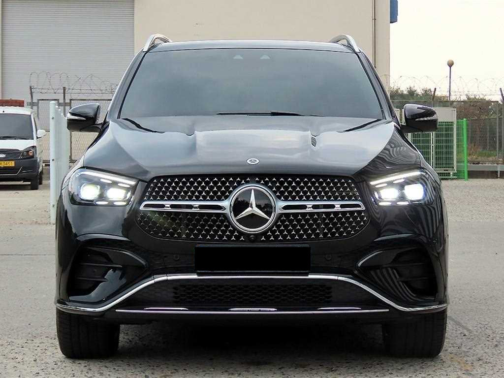 Mercedes-Benz GLE-Class — photo 01