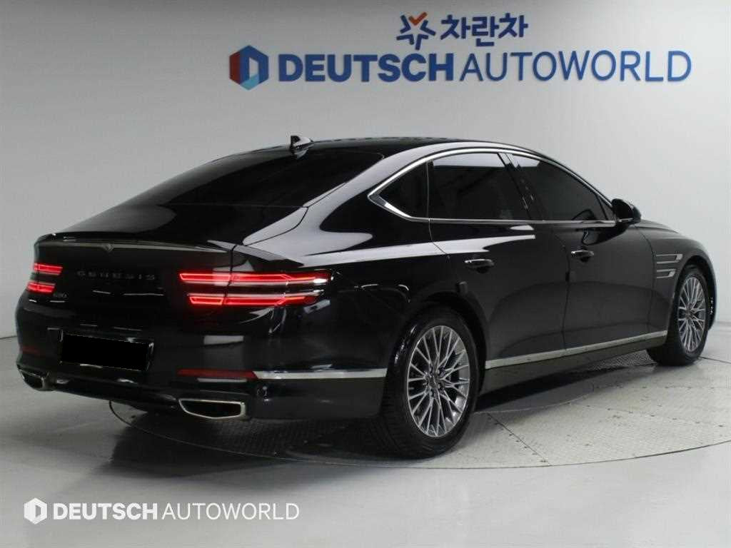 Genesis G80 — photo 02
