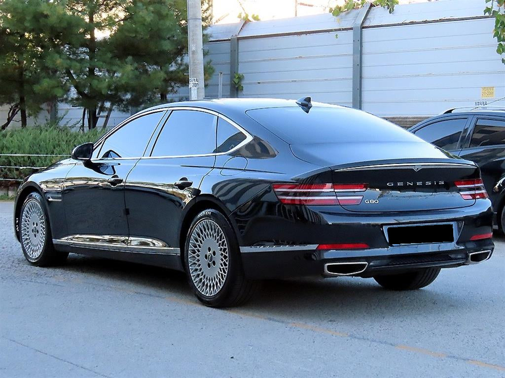 Genesis G80 — photo 03