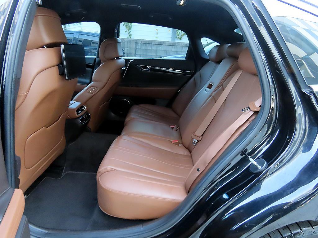 Genesis G80 — photo 06