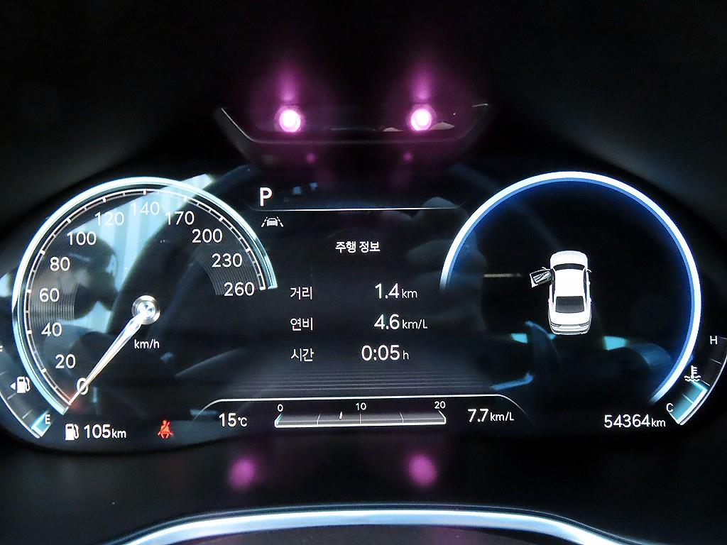 Genesis G80 — photo 09