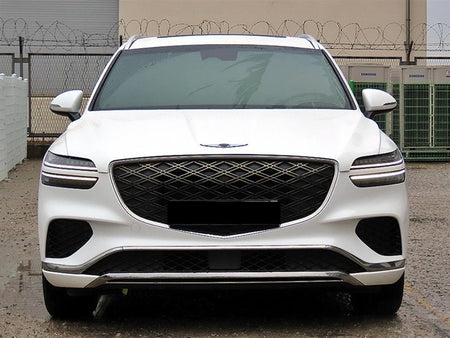 Genesis GV70 — photo 01
