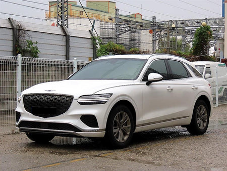 Genesis GV70 — photo 02