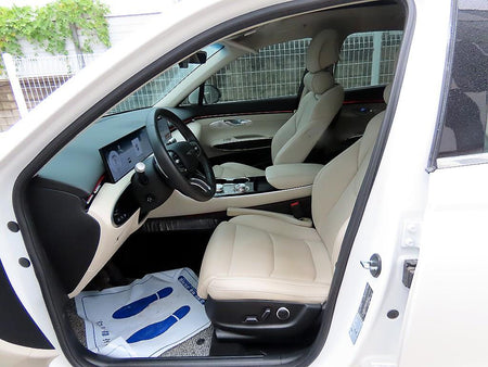 Genesis GV70 — photo 05