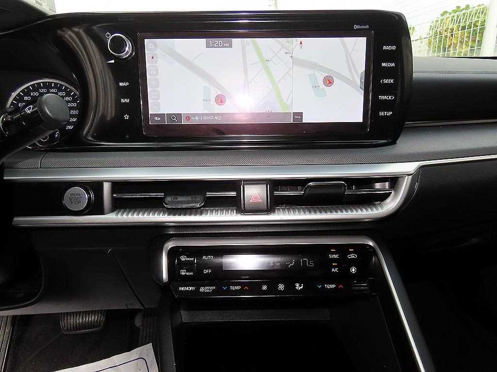 Kia K5 — photo 13