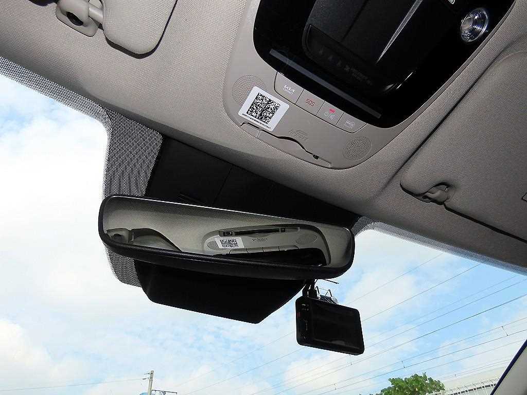Kia K5 — photo 14
