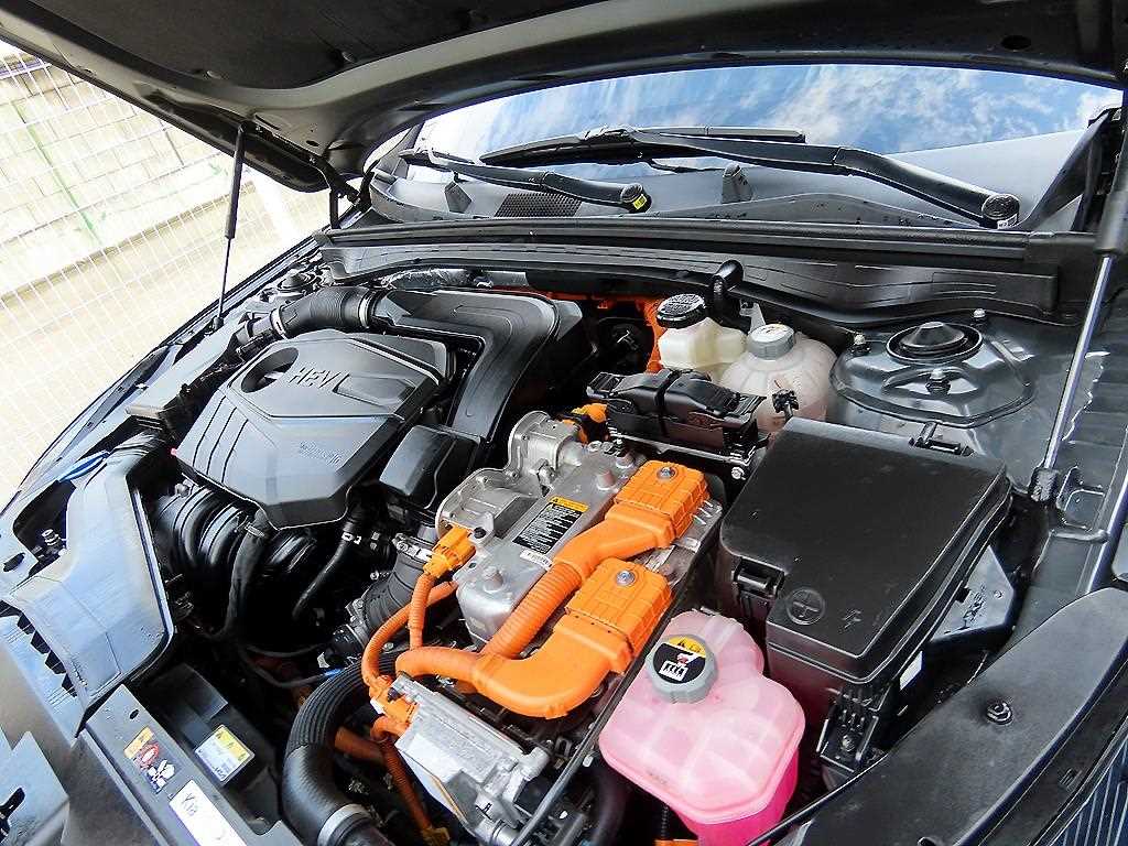 Kia K5 — photo 18