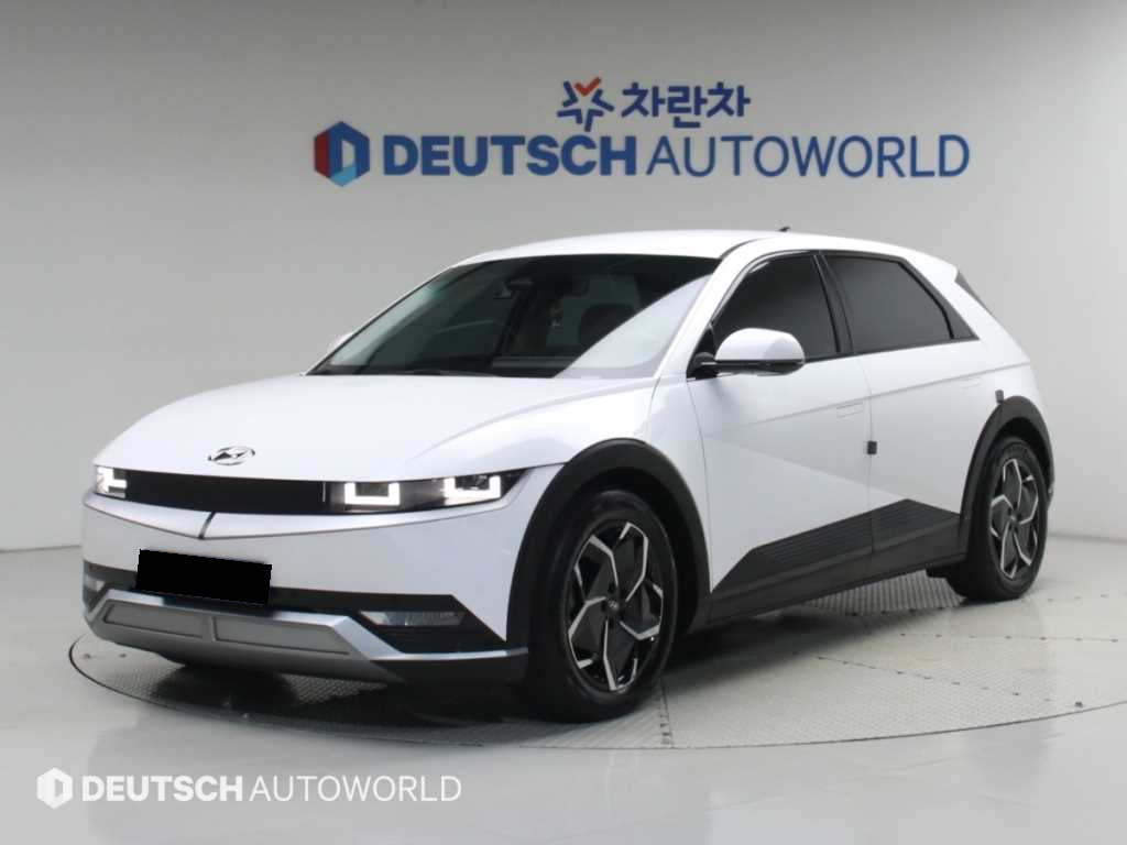 Hyundai Ioniq5 — photo 01