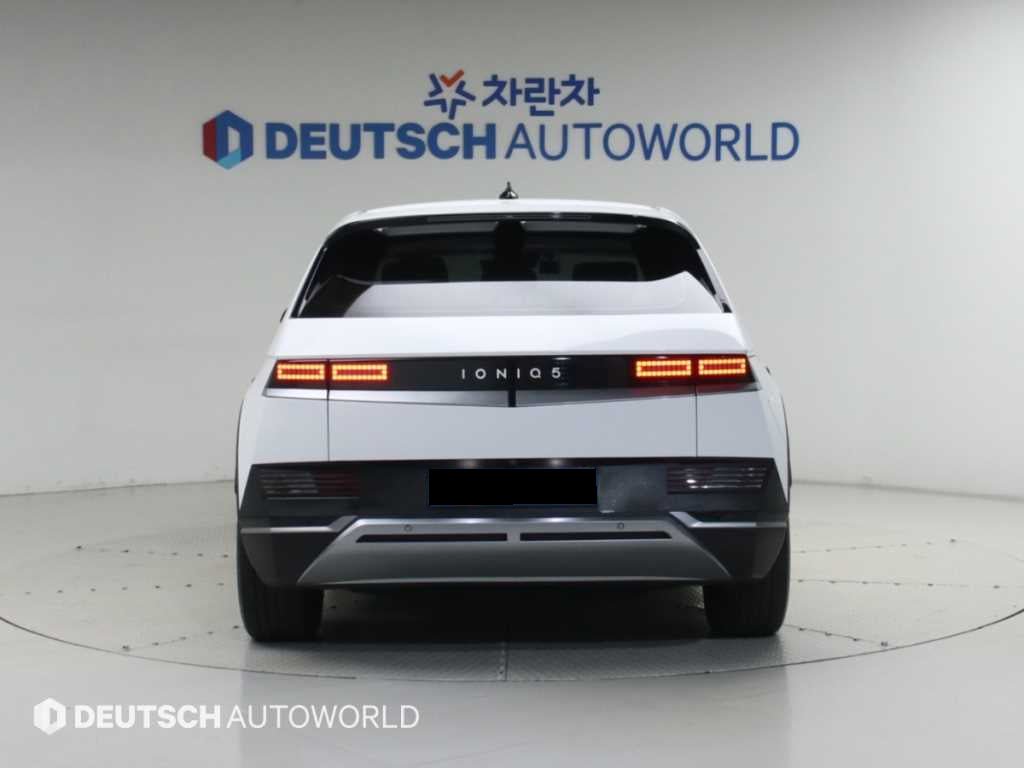 Hyundai Ioniq5 — photo 04