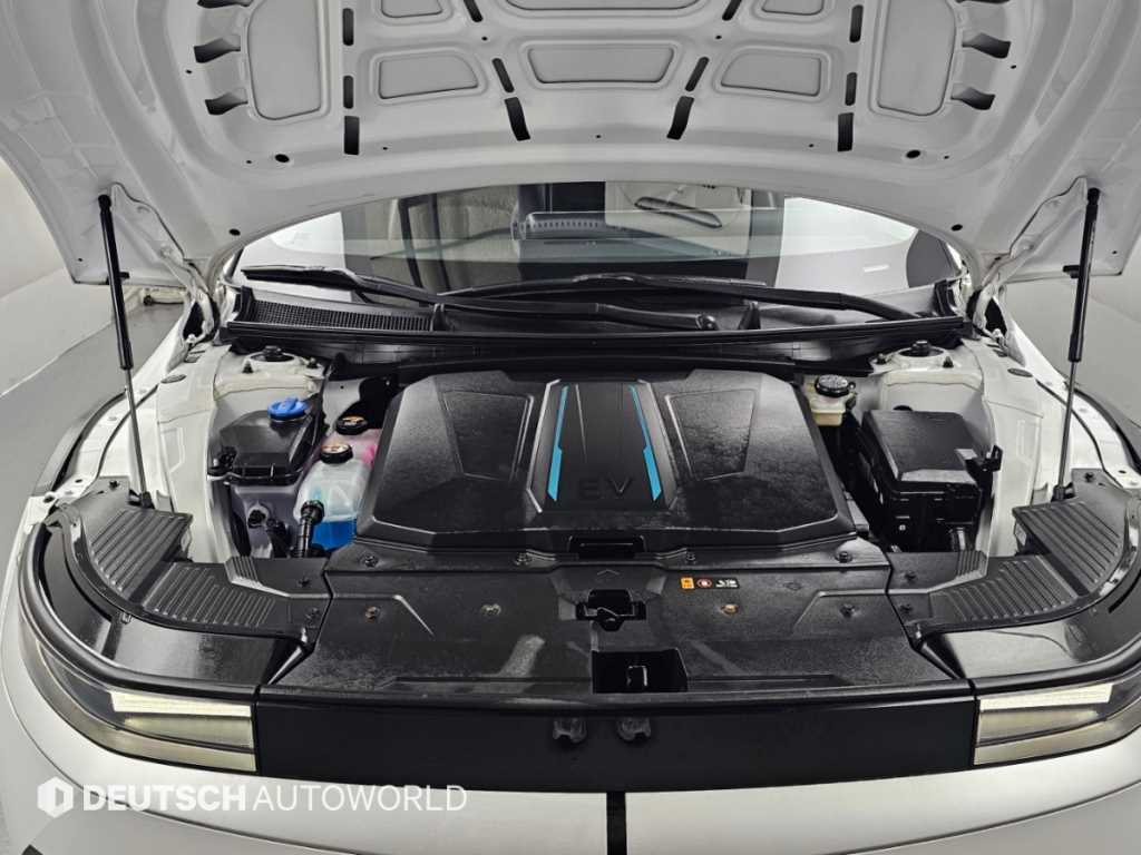 Hyundai Ioniq5 — photo 06